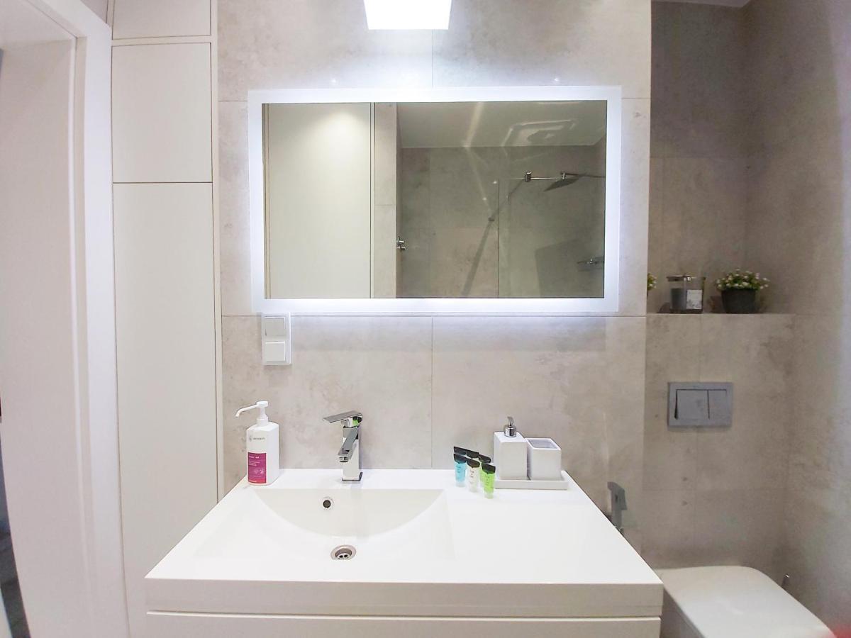 Apartament Bella Rosa Z Podziemnym Parkingiem Kielce Eksteriør billede