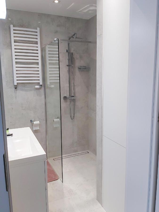 Apartament Bella Rosa Z Podziemnym Parkingiem Kielce Eksteriør billede